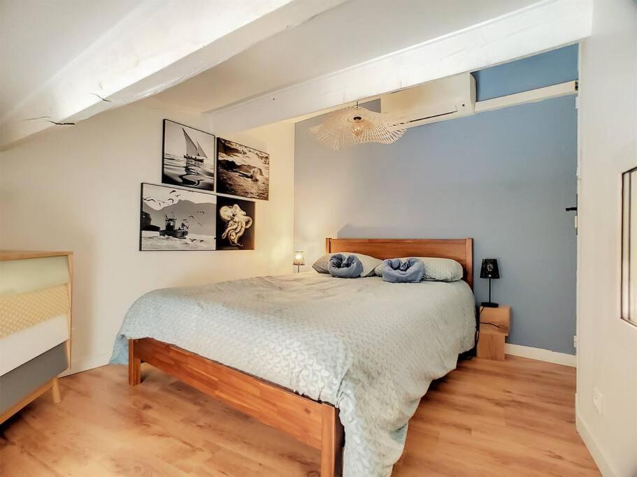Un Balcon, Au Coeur Du Village Apartment *