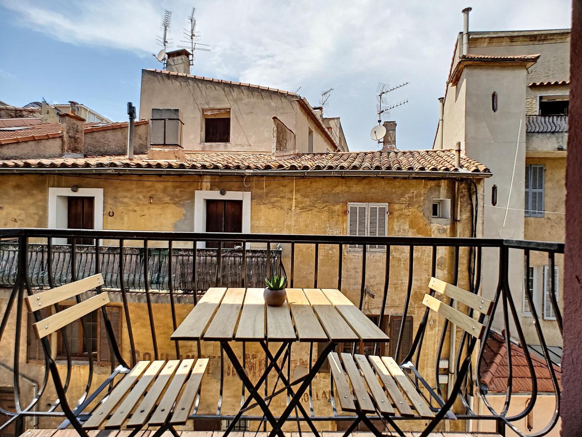 Apartment Un Balcon, Au Coeur Du Village Cassis